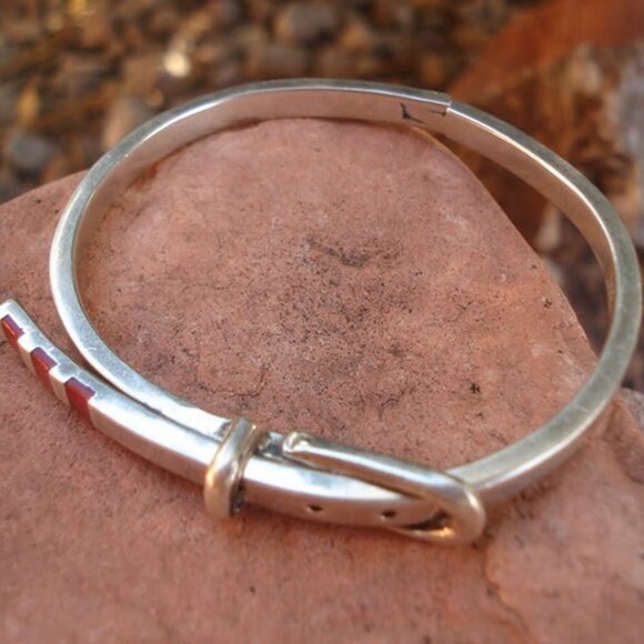 Vintage, Mexican Sterling, Red Enamel Inlay, Buckle Bracelet, Marked Sterling - Picture 2 of 6